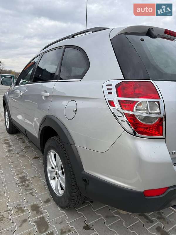 Позашляховик / Кросовер Chevrolet Captiva 2007 в Вінниці