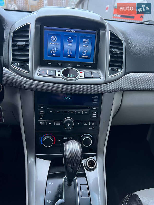 Внедорожник / Кроссовер Chevrolet Captiva 2011 в Киеве