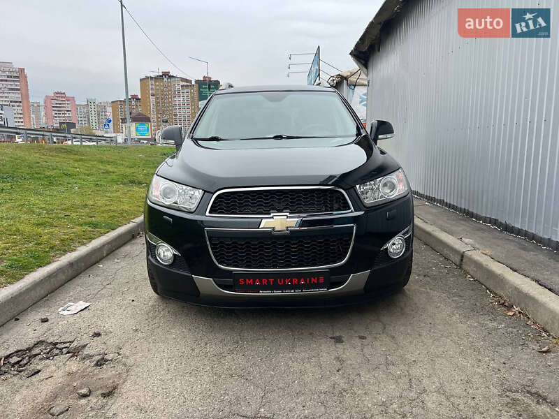 Внедорожник / Кроссовер Chevrolet Captiva 2011 в Киеве