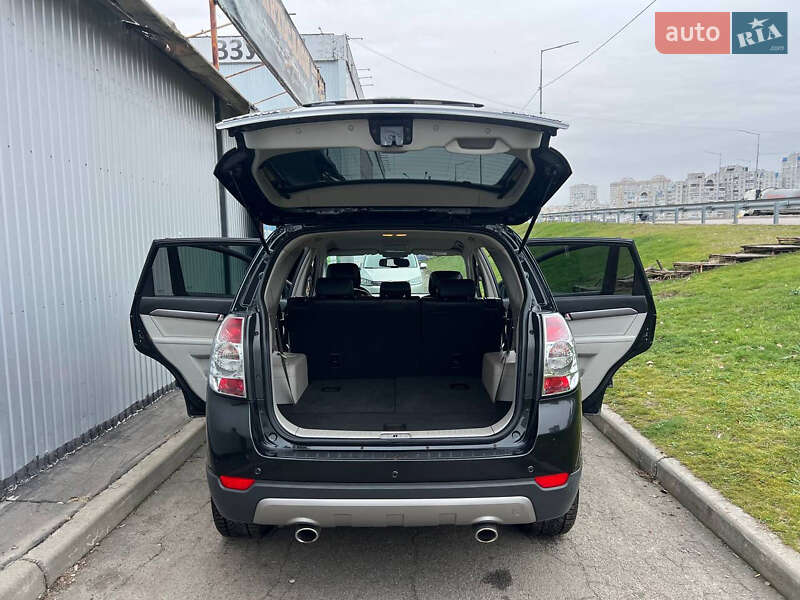 Внедорожник / Кроссовер Chevrolet Captiva 2011 в Киеве