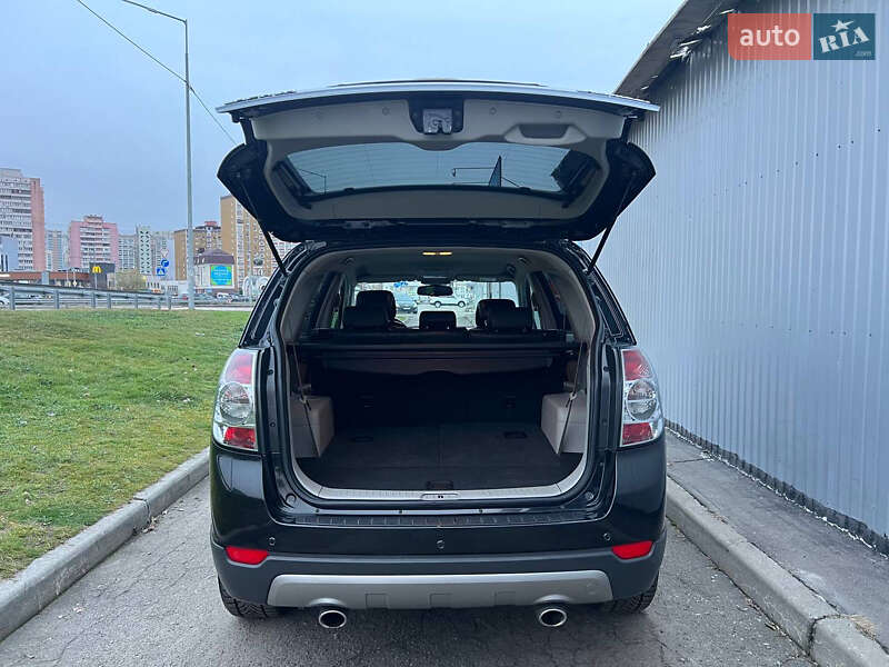 Внедорожник / Кроссовер Chevrolet Captiva 2011 в Киеве