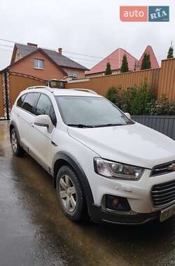 Позашляховик / Кросовер Chevrolet Captiva 2016 в Чернівцях