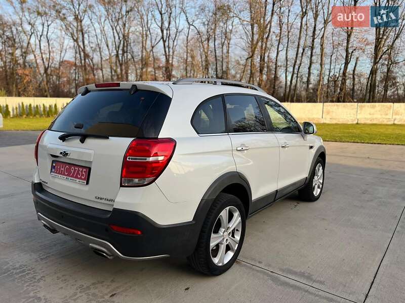 Внедорожник / Кроссовер Chevrolet Captiva 2013 в Луцке
