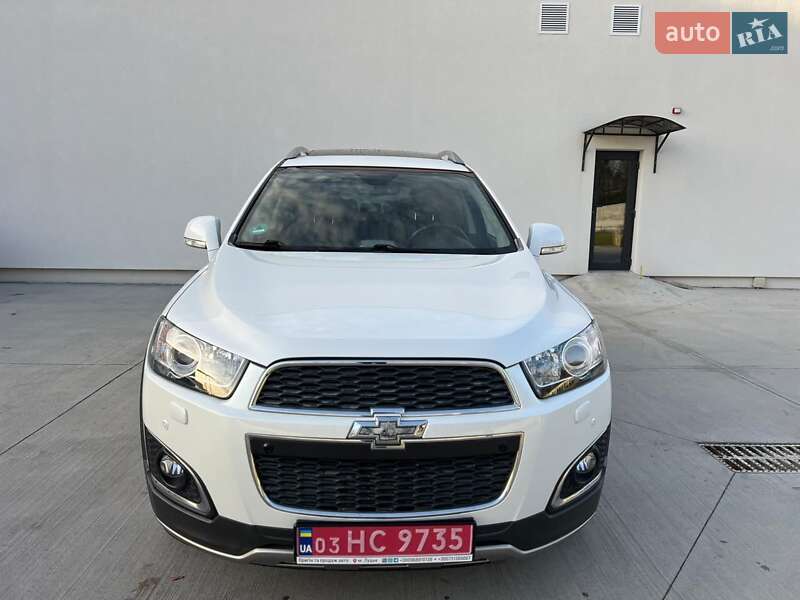 Внедорожник / Кроссовер Chevrolet Captiva 2013 в Луцке