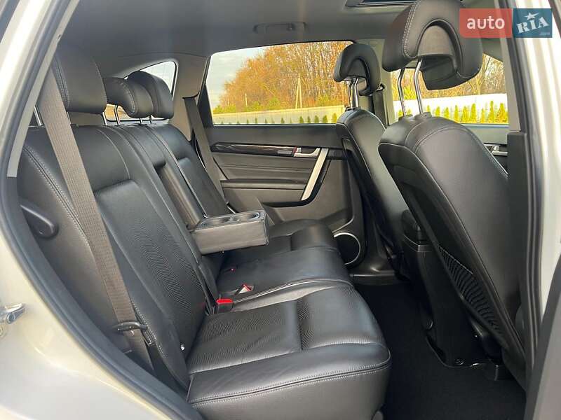 Внедорожник / Кроссовер Chevrolet Captiva 2013 в Луцке