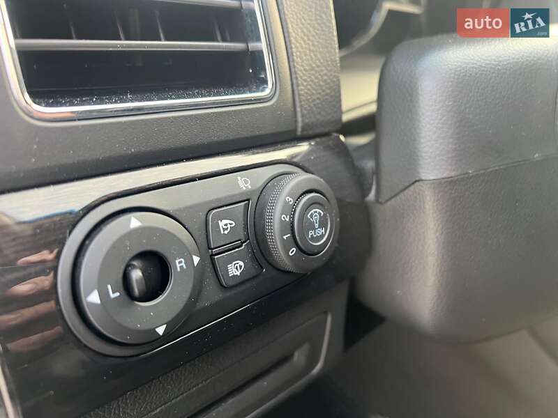 Внедорожник / Кроссовер Chevrolet Captiva 2013 в Луцке