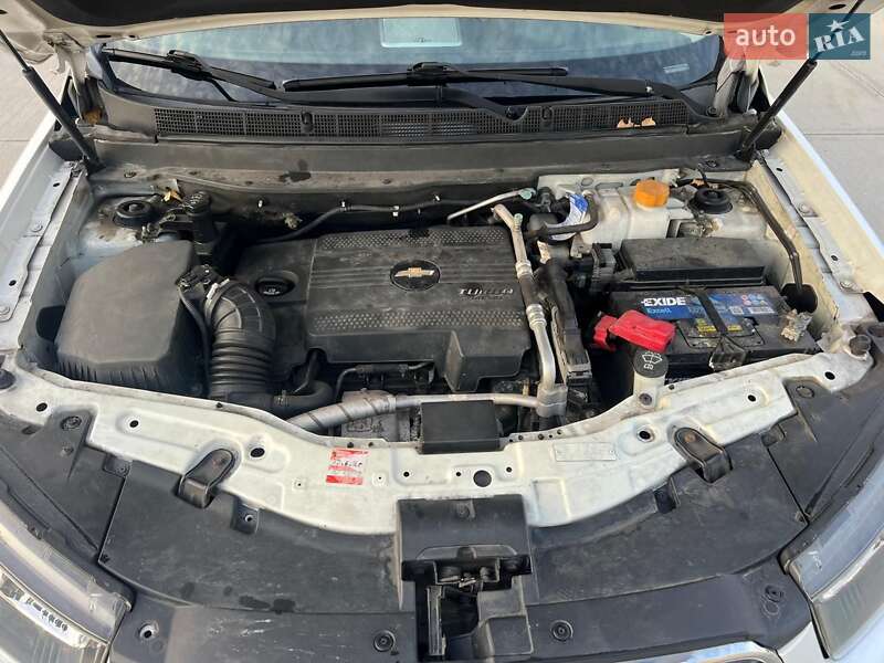 Внедорожник / Кроссовер Chevrolet Captiva 2013 в Луцке