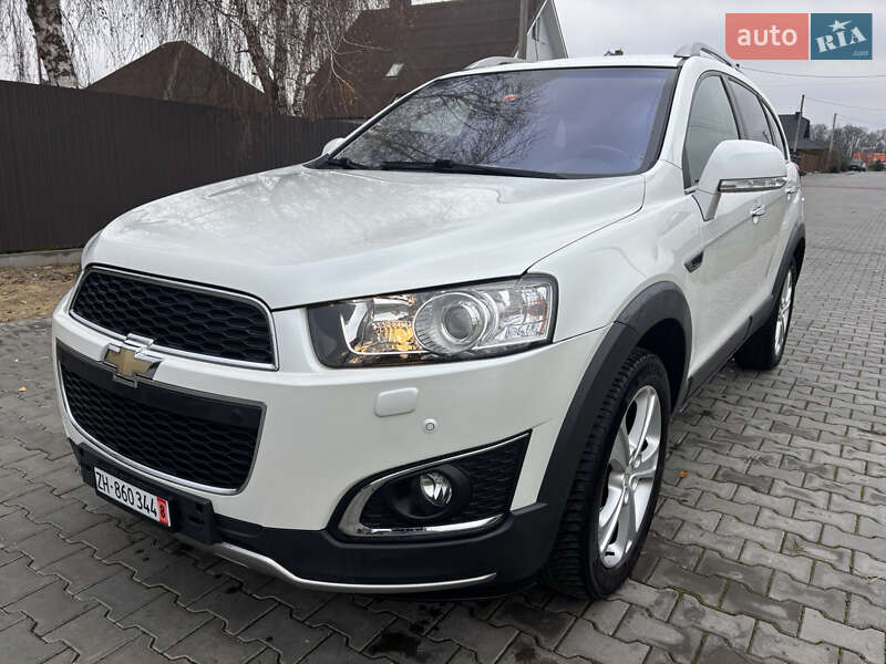 Внедорожник / Кроссовер Chevrolet Captiva 2013 в Луцке