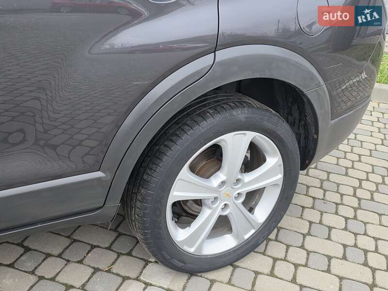 Внедорожник / Кроссовер Chevrolet Captiva 2012 в Ивано-Франковске