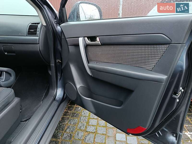 Внедорожник / Кроссовер Chevrolet Captiva 2008 в Житомире