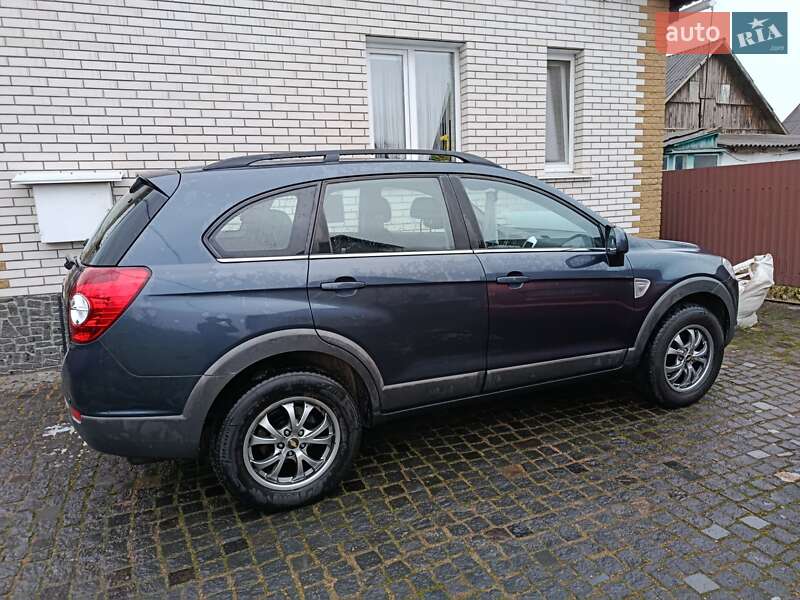 Внедорожник / Кроссовер Chevrolet Captiva 2008 в Житомире