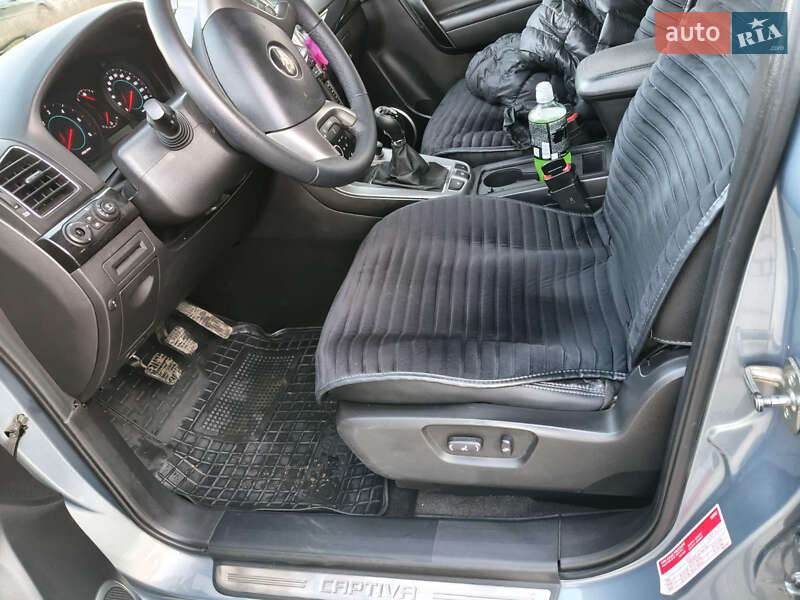 Внедорожник / Кроссовер Chevrolet Captiva 2011 в Ивано-Франковске