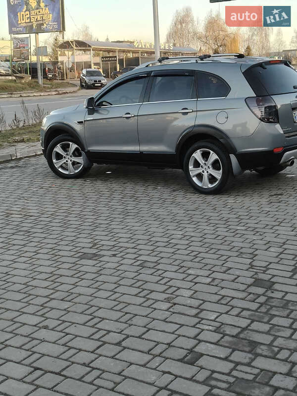 Внедорожник / Кроссовер Chevrolet Captiva 2011 в Ивано-Франковске
