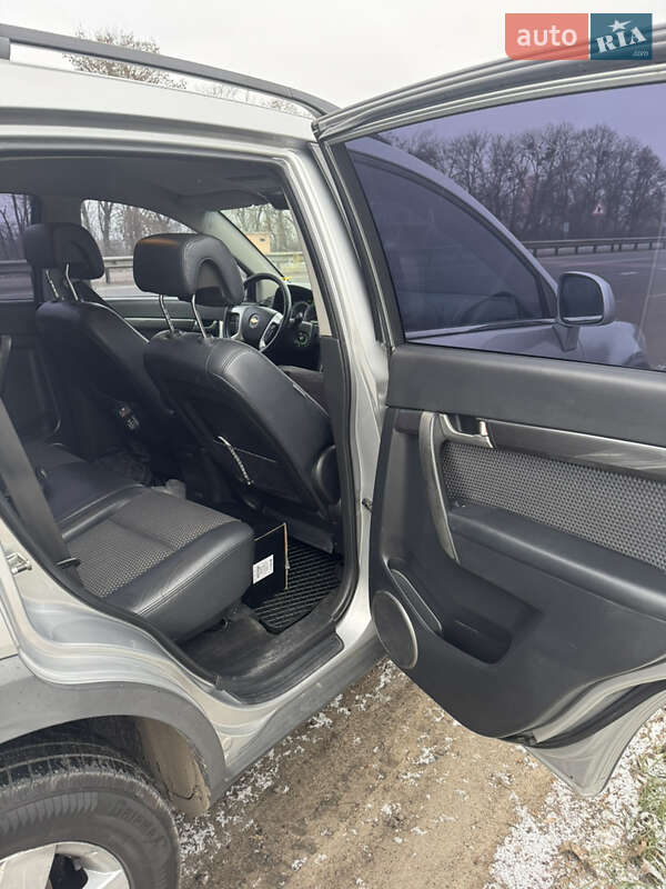 Внедорожник / Кроссовер Chevrolet Captiva 2009 в Днепре фото 10 Внедорожник / Кроссовер Chevrolet Captiva 2009 в Днепре