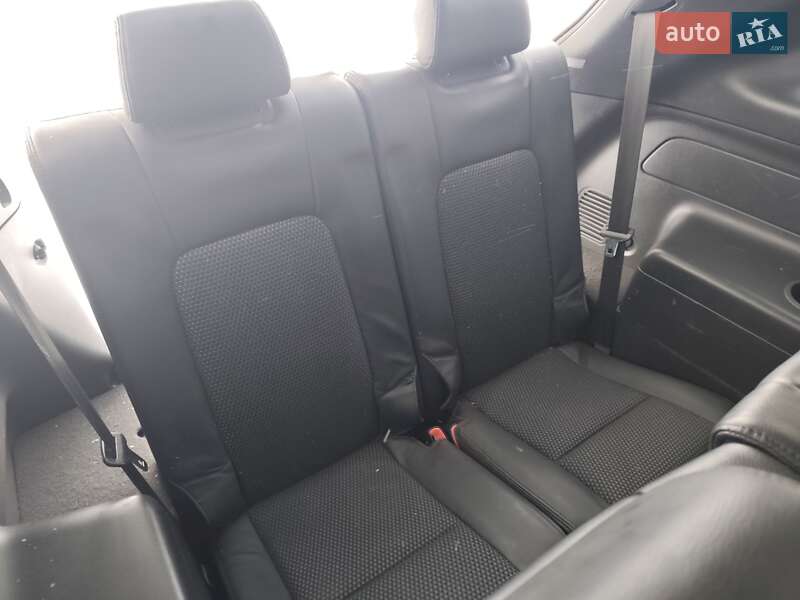 Позашляховик / Кросовер Chevrolet Captiva 2010 в Житомирі