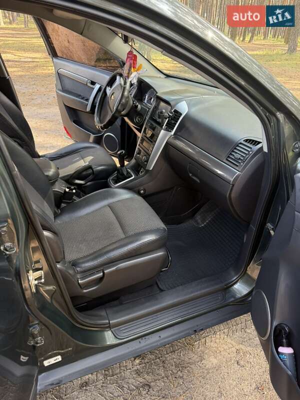 Позашляховик / Кросовер Chevrolet Captiva 2008 в Сумах