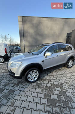 Позашляховик / Кросовер Chevrolet Captiva 2006 в Чернівцях