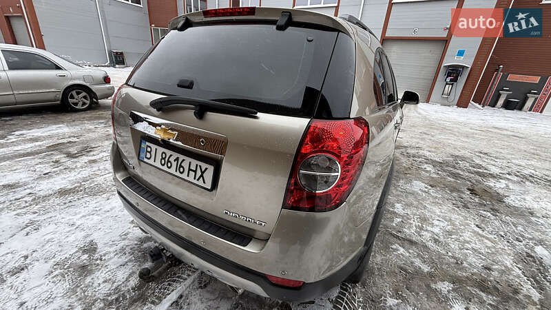 Позашляховик / Кросовер Chevrolet Captiva 2008 в Сумах