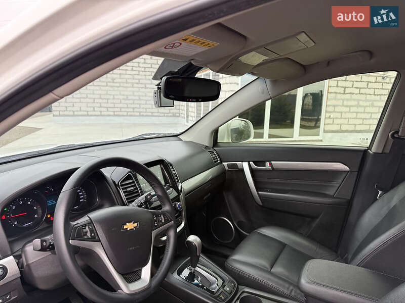 Позашляховик / Кросовер Chevrolet Captiva 2016 в Тернополі