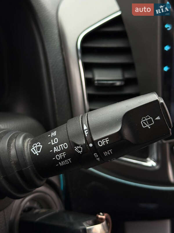 Позашляховик / Кросовер Chevrolet Captiva 2011 в Києві