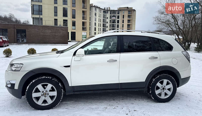 Внедорожник / Кроссовер Chevrolet Captiva 2012 в Сваляве