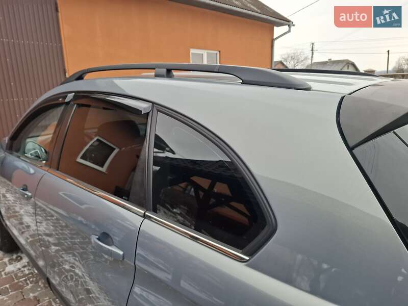 Внедорожник / Кроссовер Chevrolet Captiva 2012 в Ивано-Франковске