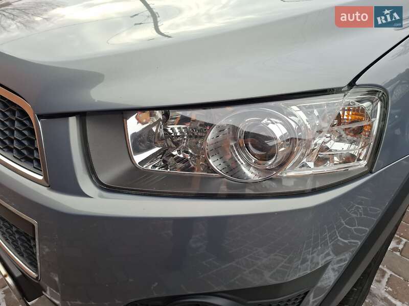 Внедорожник / Кроссовер Chevrolet Captiva 2012 в Ивано-Франковске