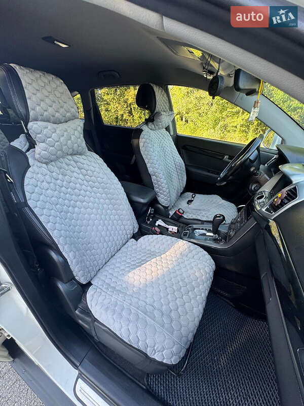 Внедорожник / Кроссовер Chevrolet Captiva 2012 в Кельменцах