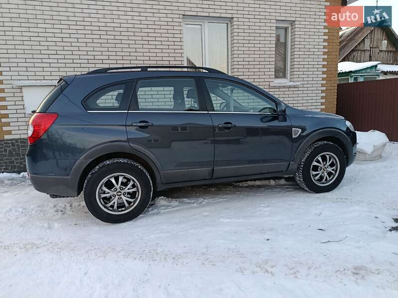 Внедорожник / Кроссовер Chevrolet Captiva 2008 в Житомире