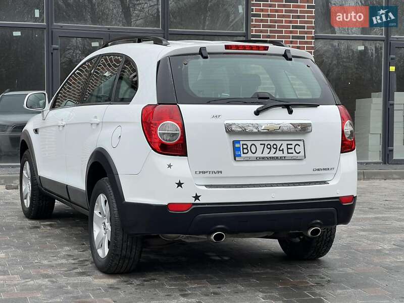 Позашляховик / Кросовер Chevrolet Captiva 2011 в Чернівцях
