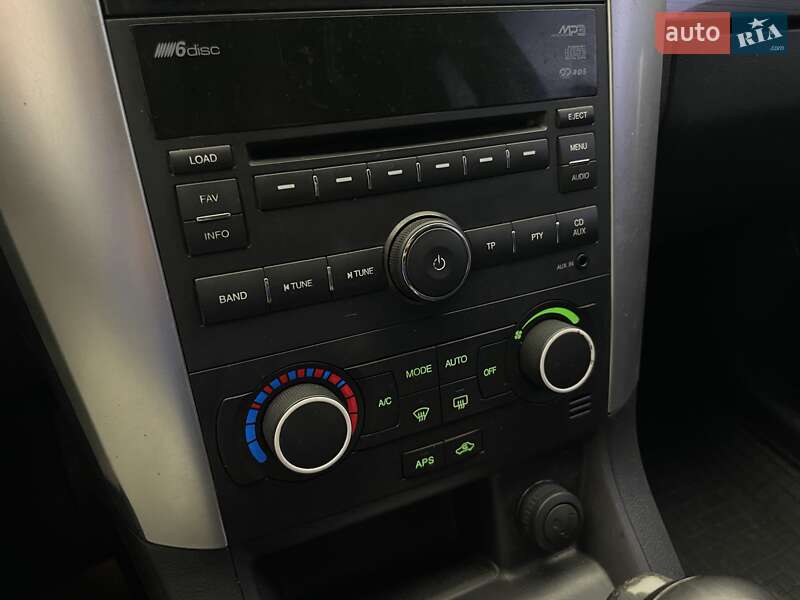 Внедорожник / Кроссовер Chevrolet Captiva 2008 в Киеве