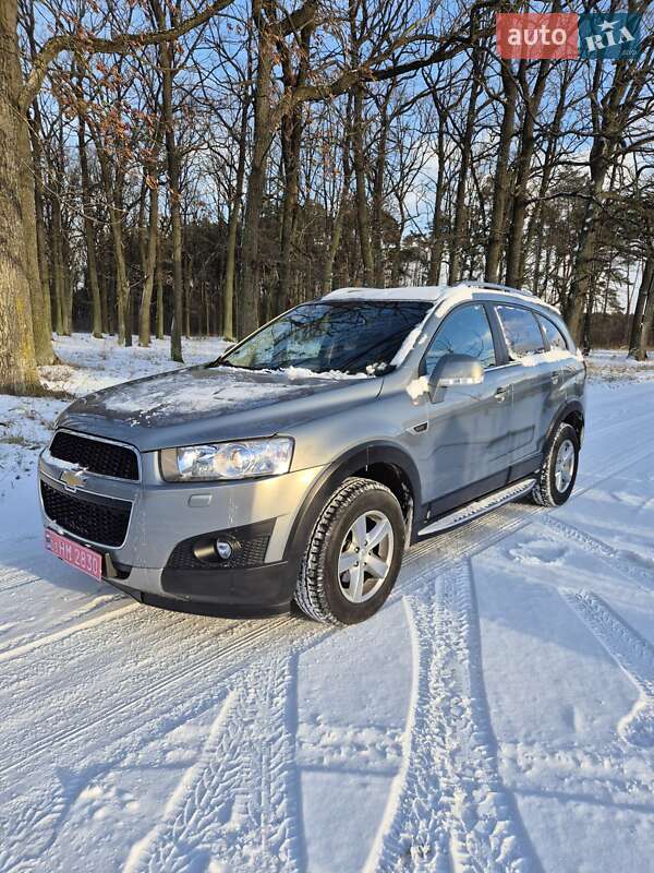 Позашляховик / Кросовер Chevrolet Captiva 2011 в Ківерцях
