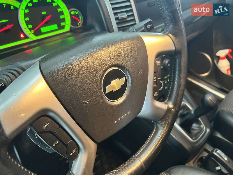 Позашляховик / Кросовер Chevrolet Captiva 2008 в Києві