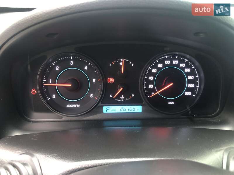 Внедорожник / Кроссовер Chevrolet Captiva 2011 в Жовкве