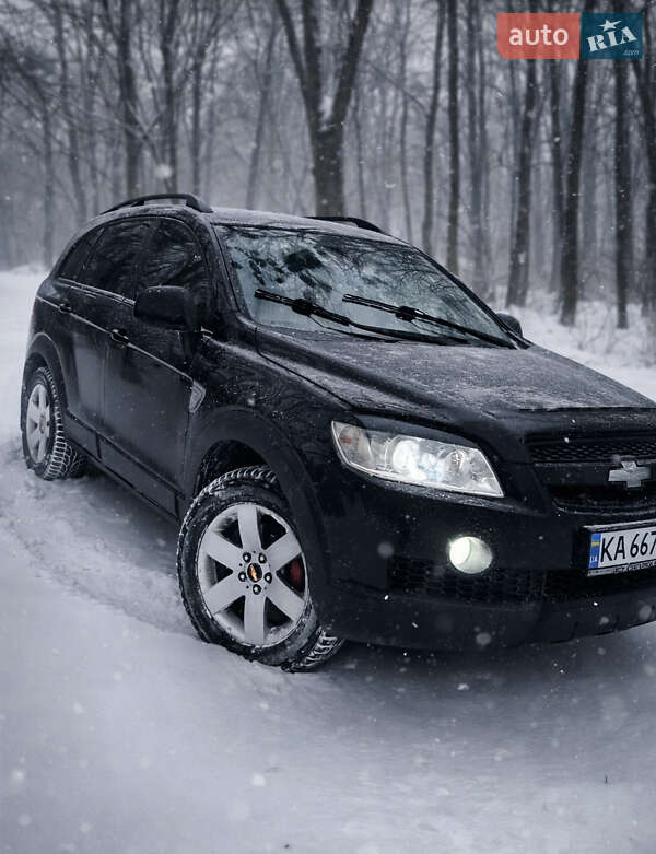 Внедорожник / Кроссовер Chevrolet Captiva 2008 в Киеве