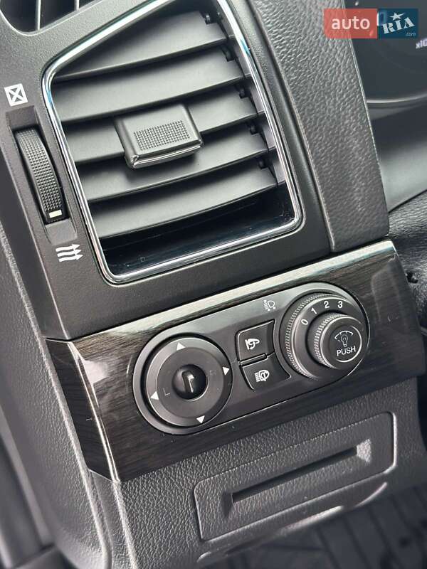 Внедорожник / Кроссовер Chevrolet Captiva 2013 в Ивано-Франковске