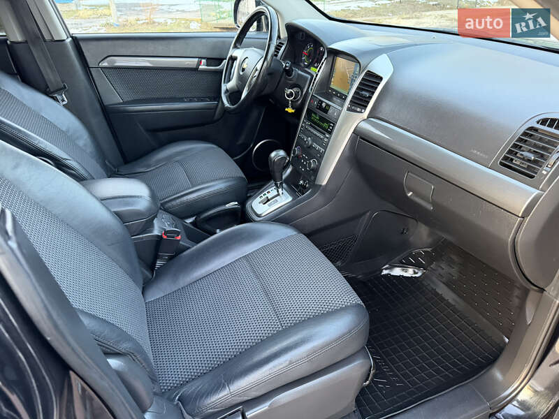 Внедорожник / Кроссовер Chevrolet Captiva 2010 в Здолбунове