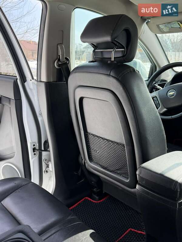 Внедорожник / Кроссовер Chevrolet Captiva 2013 в Шепетовке