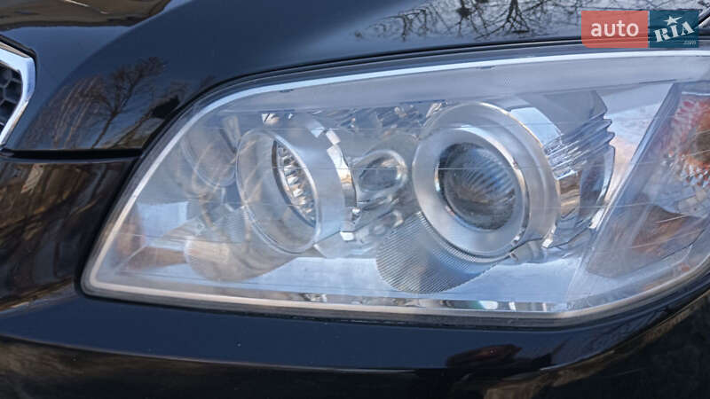 Внедорожник / Кроссовер Chevrolet Captiva 2008 в Калуше