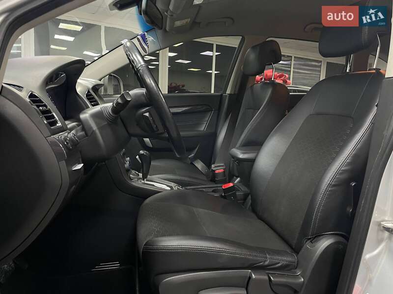 Внедорожник / Кроссовер Chevrolet Captiva 2014 в Киеве