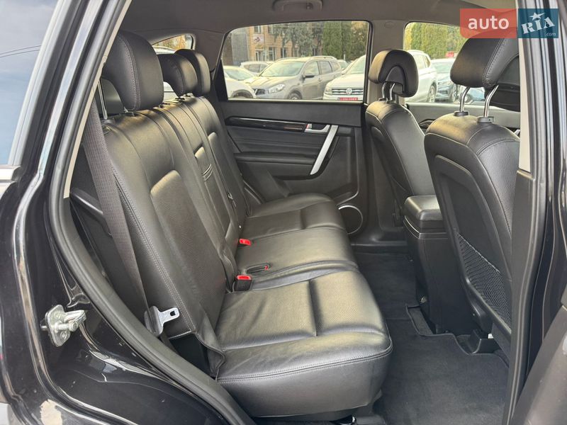 Внедорожник / Кроссовер Chevrolet Captiva 2013 в Дубно