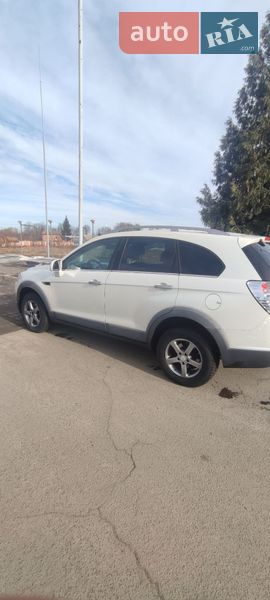 Внедорожник / Кроссовер Chevrolet Captiva 2011 в Калиновке