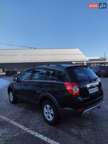 Позашляховик / Кросовер Chevrolet Captiva 2010 в Житомирі