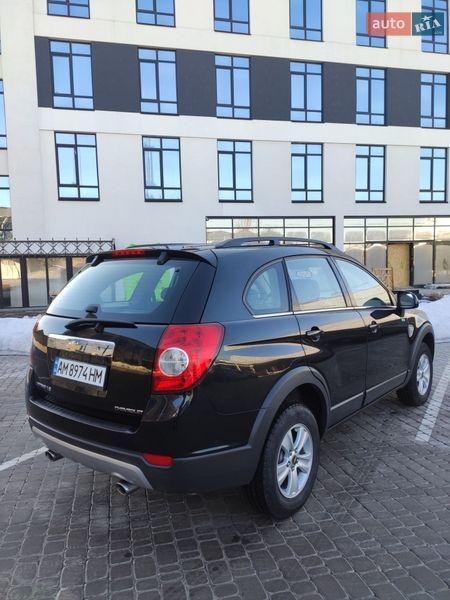 Позашляховик / Кросовер Chevrolet Captiva 2010 в Житомирі