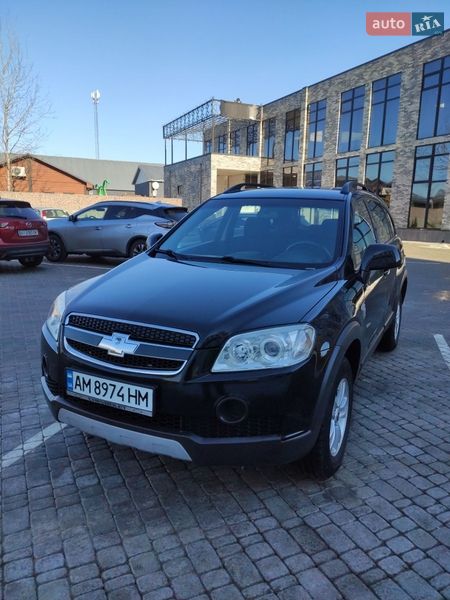 Позашляховик / Кросовер Chevrolet Captiva 2010 в Житомирі