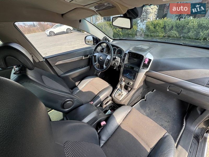 Внедорожник / Кроссовер Chevrolet Captiva 2009 в Стрые