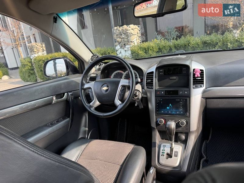 Внедорожник / Кроссовер Chevrolet Captiva 2009 в Стрые