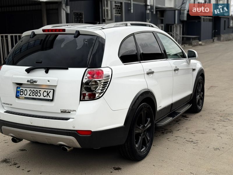 Позашляховик / Кросовер Chevrolet Captiva 2012 в Чорткові