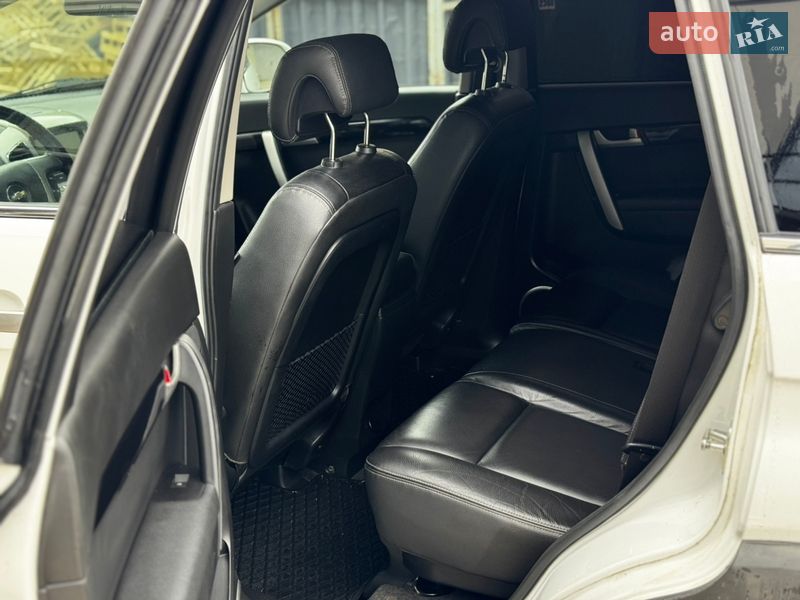 Позашляховик / Кросовер Chevrolet Captiva 2012 в Чорткові