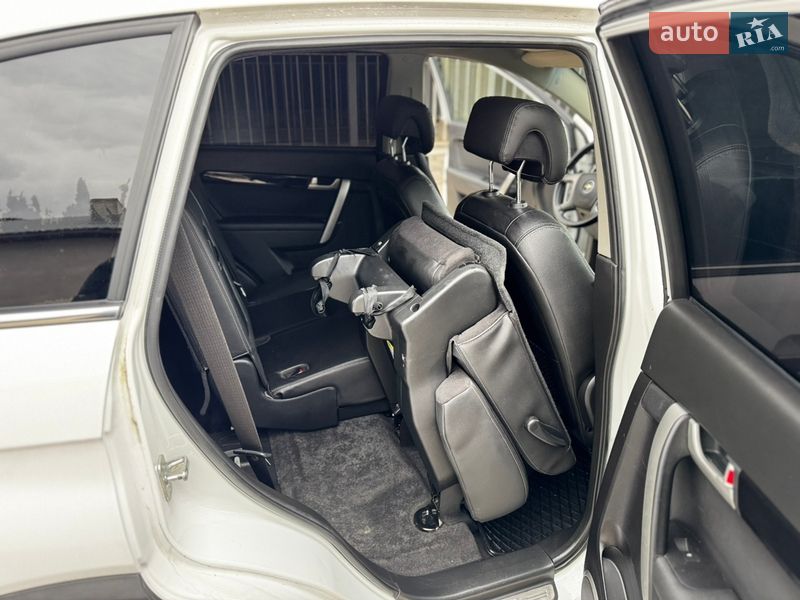 Позашляховик / Кросовер Chevrolet Captiva 2012 в Чорткові